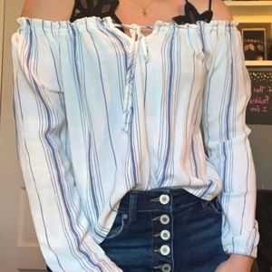XS Hollister off the shoulder blouse
